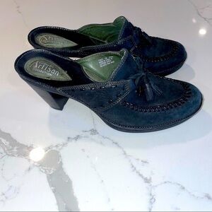 Clarks Artisanal Black Leather Mules